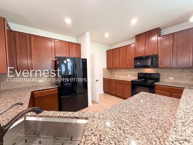 Building Photo - 1705 Garamond Ln