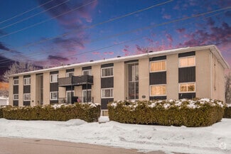 Building Photo - 14 Scace Ave