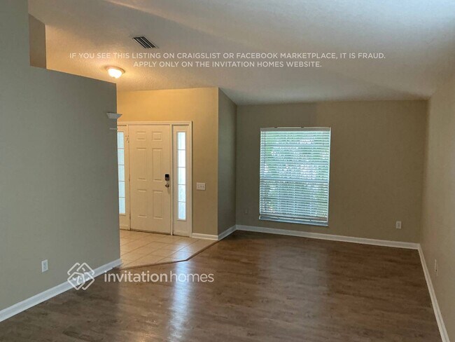 Foto del edificio - 11610 Misty Isle Ln