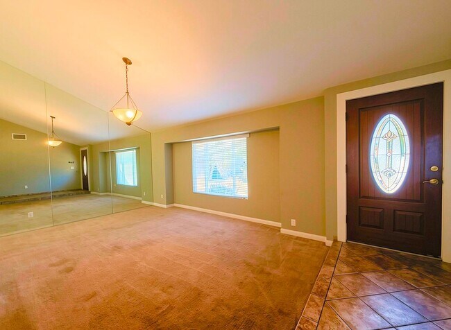 Foto del edificio - 5484 New Mills Rd