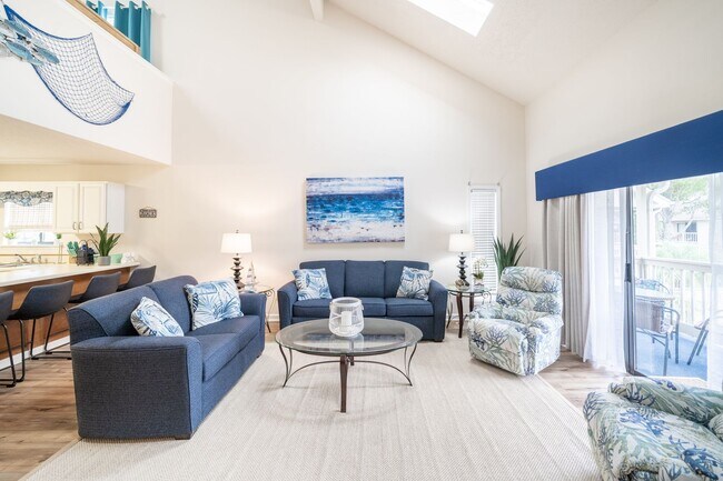 Building Photo - Furnished Seasonal Rental from Dec.1st-Mar...
