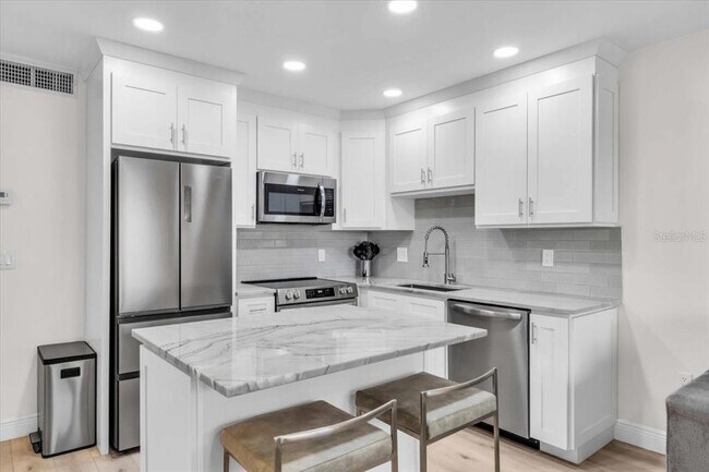 Foto del edificio - 9755 Harrell Ave
