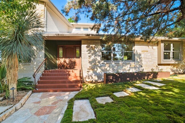 Foto del edificio - 712 Brownlee Cir