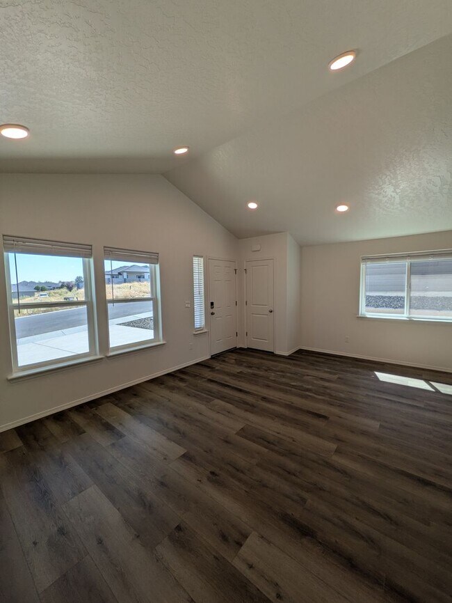 Foto del edificio - 3692 S Penn St