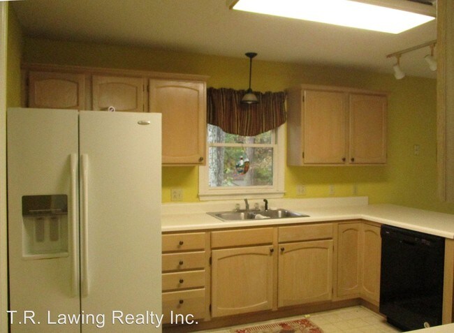 Building Photo - 3 br, 2 bath House - 245 Forest Oak Drive