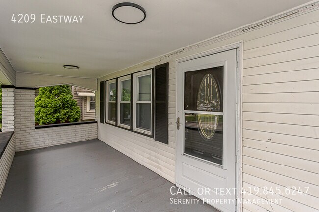 Foto del edificio - 4209 Eastway-