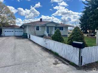 Building Photo - 4032 25th E