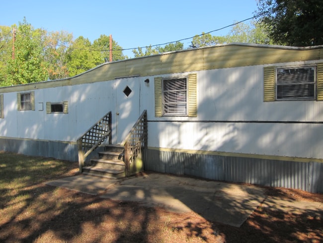Building Photo - 413 Miller St