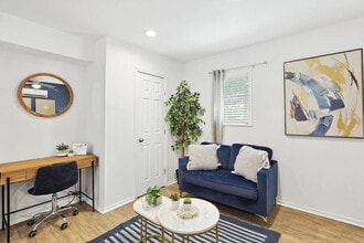 Building Photo - 329 Blandin St