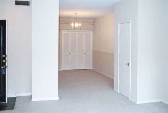 Foto del edificio - 2100 Tanglewilde St