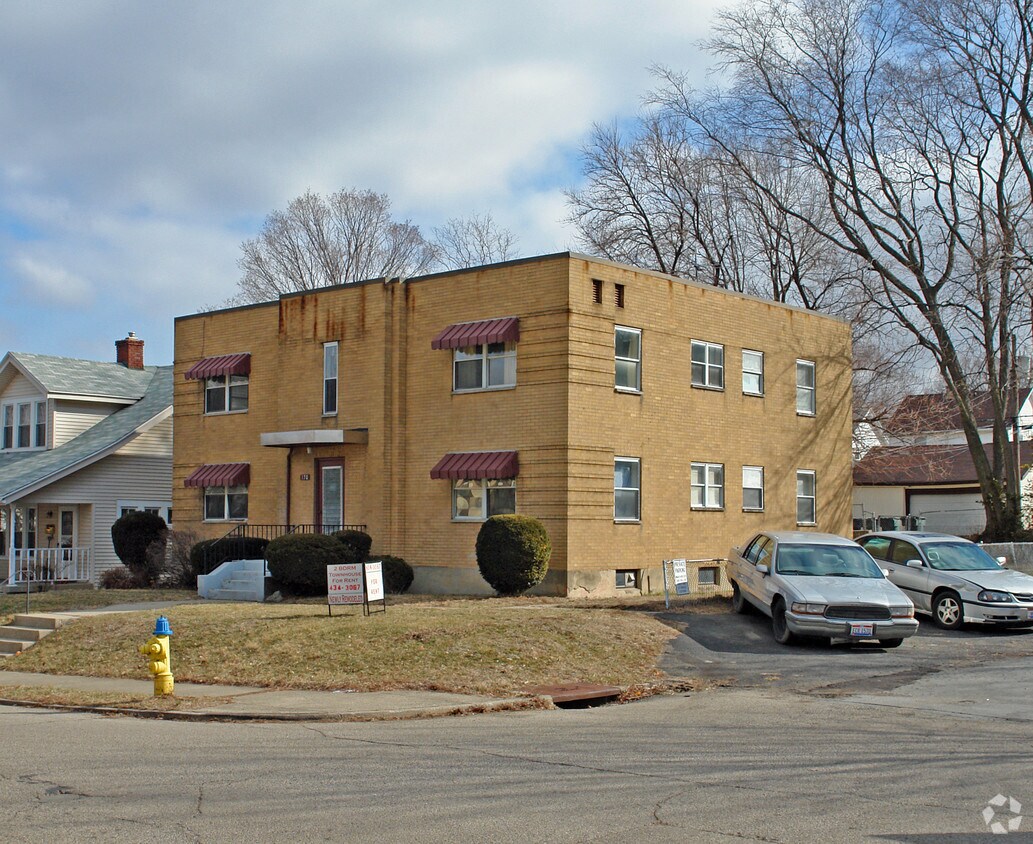 Primary Photo - 170 Virginia Ave