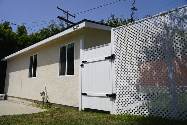 Building Photo - 3227 Castle Heights Ave