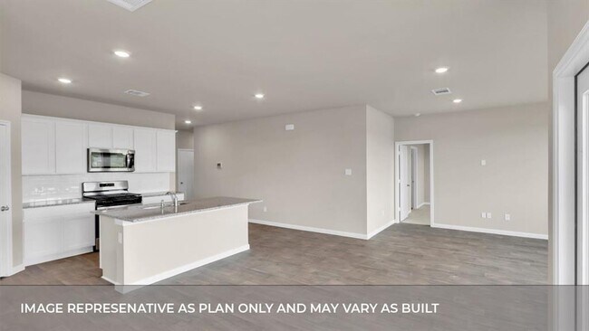 Building Photo - 510 Evergreen Smuc Loop