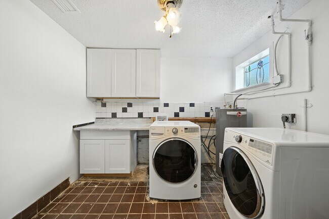 Foto del edificio - 4613 W Fair Oaks Ave