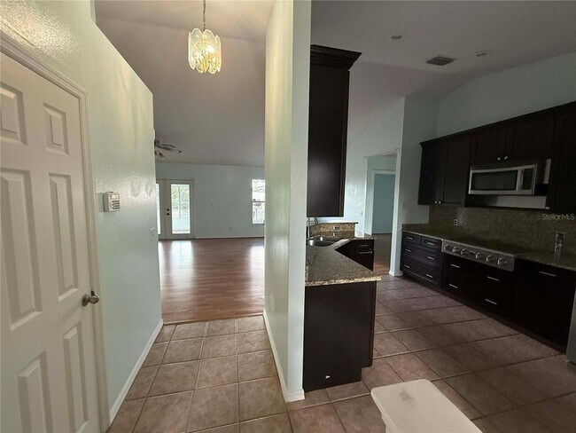 Foto del edificio - 11328 Jim Ct