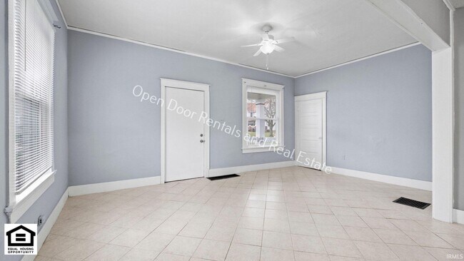 Foto del edificio - 412 Archer Ave