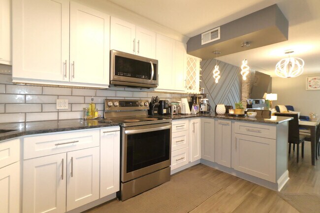 Foto del edificio - 6033 N Sheridan Rd