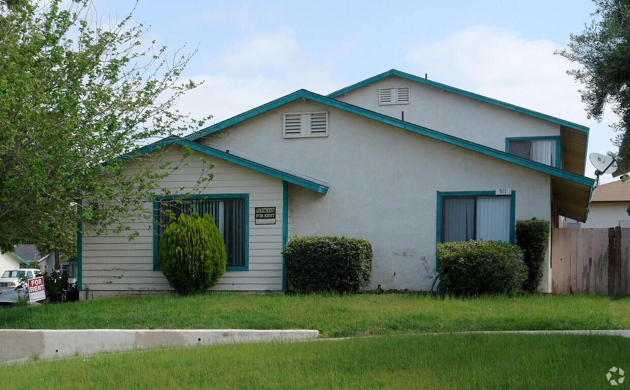 Building Photo - 511 W Limited Ave
