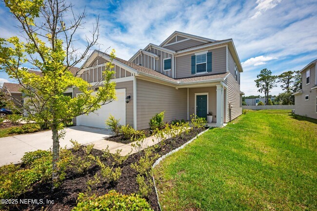 Building Photo - 2134 Major Oak St