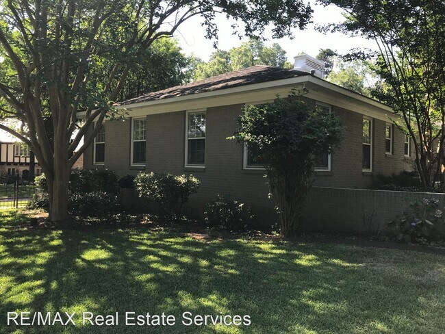 Building Photo - 4 br, 3.5 bath House - 607 Monrovia