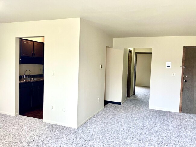Living Room View - 2910 Gardentown Dr SW