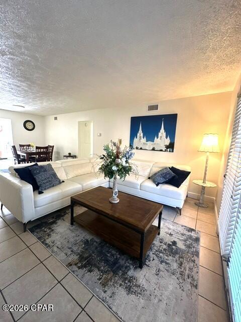 Building Photo - 2175 Frankford Ave