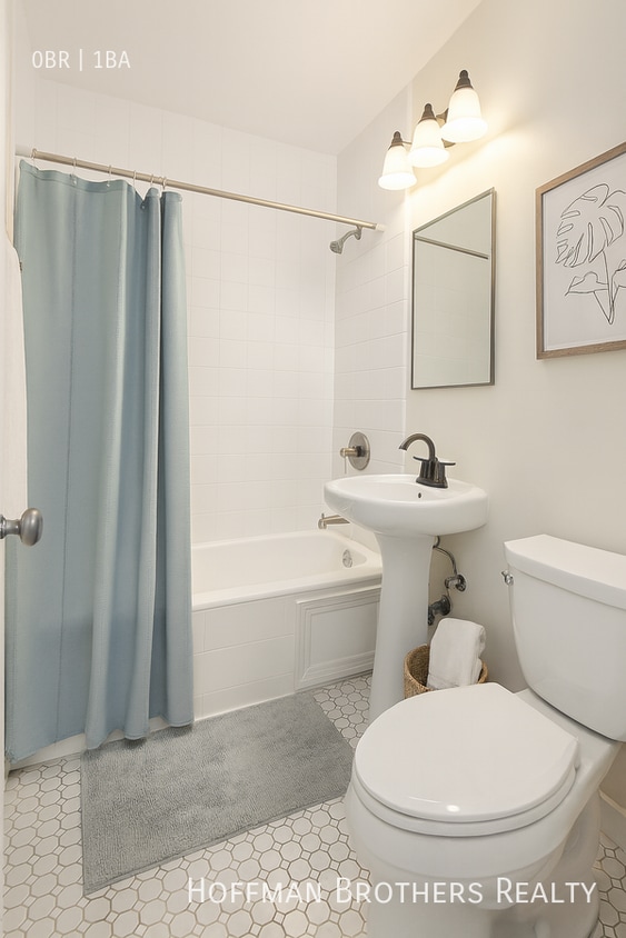 Foto del edificio - 443 S Catalina St