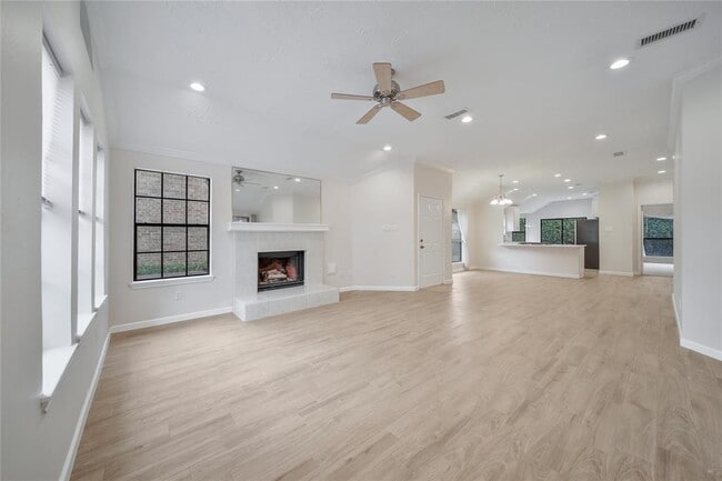 Building Photo - 14127 Highcroft Dr