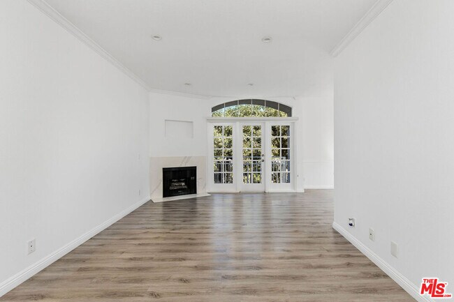 Foto del edificio - 9800 Vidor Dr