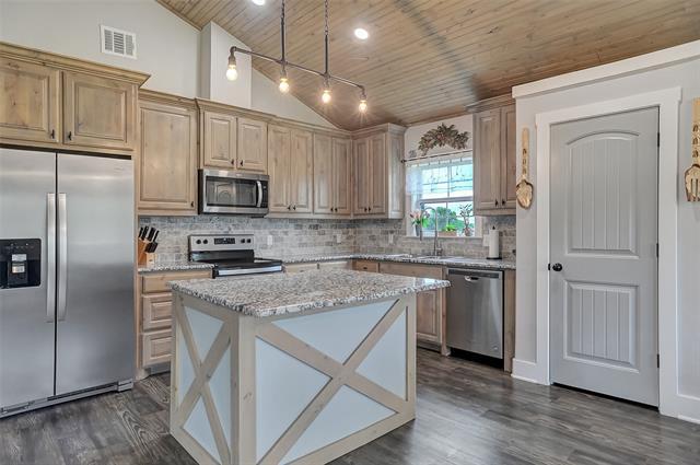 Building Photo - 244 Immigrant Trail Rd