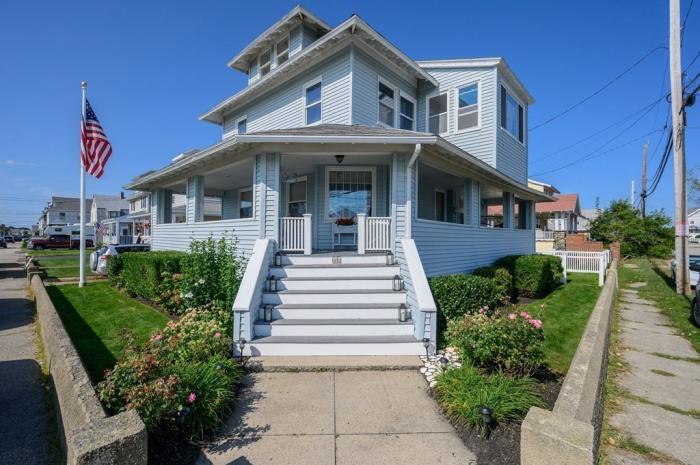 Foto principal - 5 bedroom in Hull MA 02045