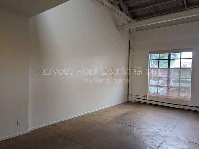 Foto del edificio - 1018 4th Ave
