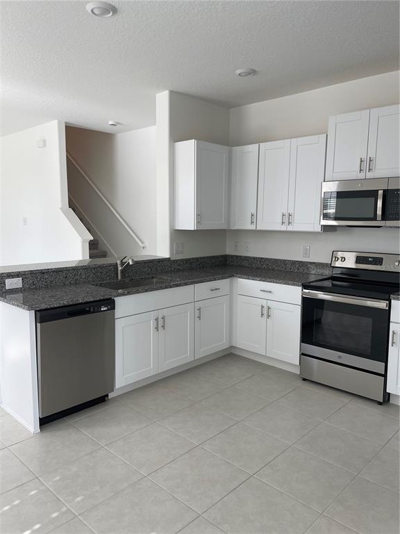 Building Photo - 32077 Powderpuff Mimosa Dr