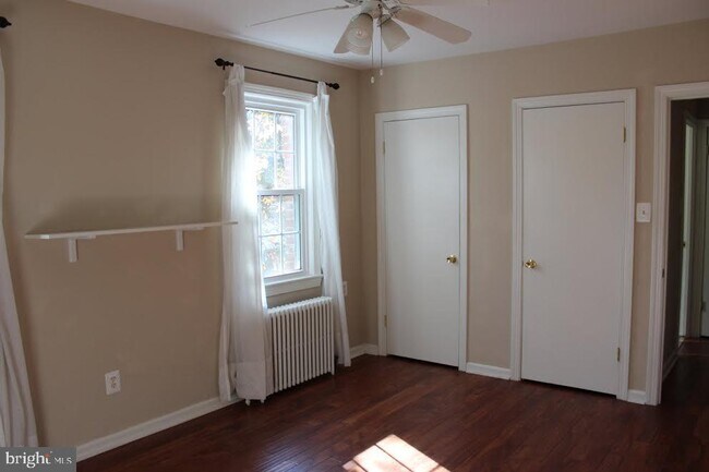 Building Photo - 5106 Columbia Pike