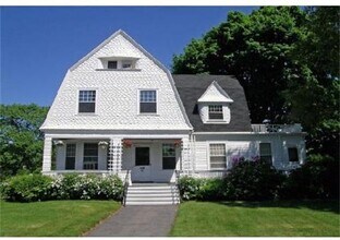 Building Photo - 583 Watertown St
