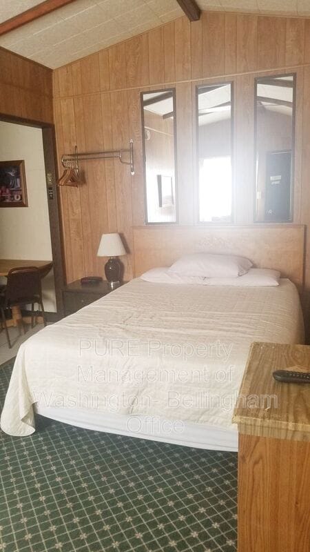 Foto del edificio - 7394 Birch Bay Dr