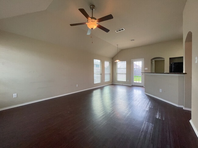 Building Photo - 10304 Walley Way