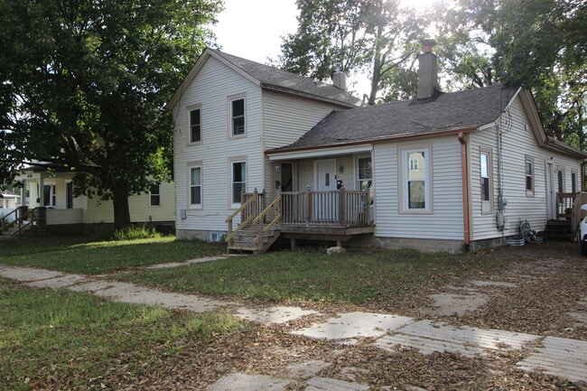 Building Photo - 633 Whitney Blvd