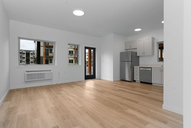 Foto del edificio - Two-bedroom/Two-bathroom units