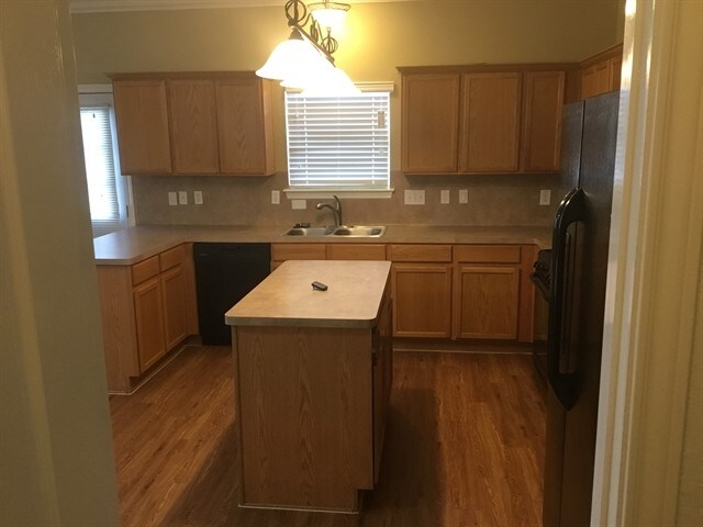 Foto del edificio - 4503 Noble Ct
