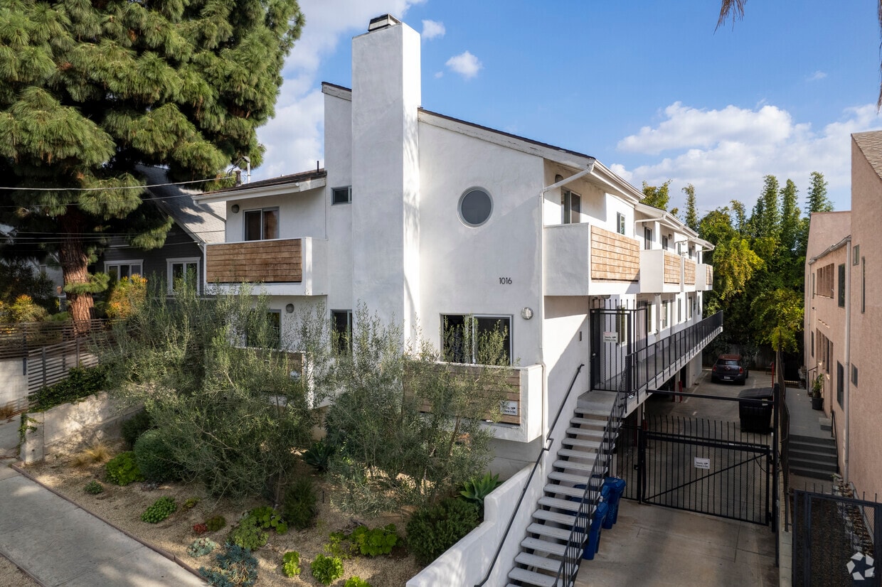 1016 Sanborn Ave, Los Angeles, CA 90029 Apartments in Los Angeles, CA