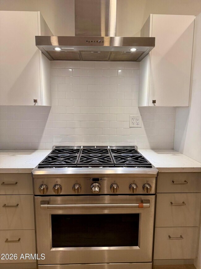 Foto del edificio - 21 E 6th St