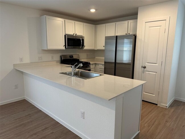 Building Photo - 5942 Morning Fern Ln