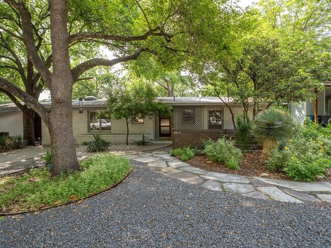 Foto del edificio - 4617 Finley Dr