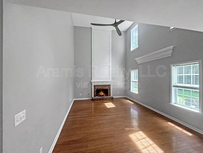 Building Photo - 1680 Berryhill Rd