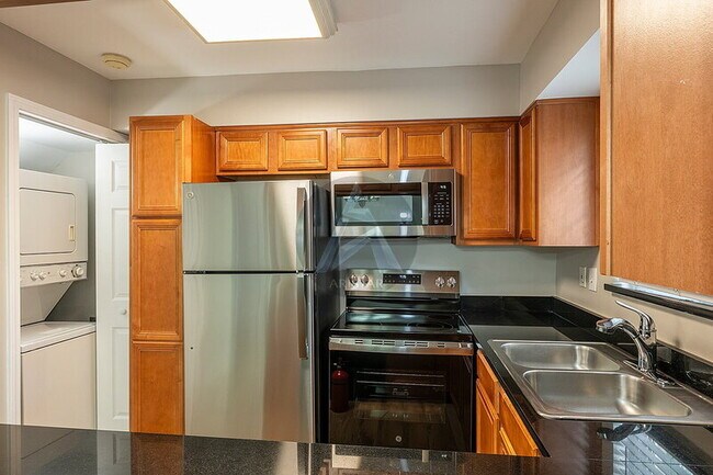 Foto del edificio - 6940 Roswell Rd NE