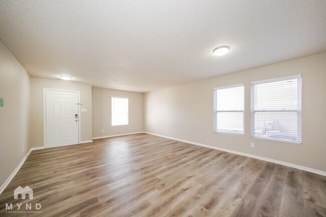 Foto del edificio - 8230 Ossian Ct