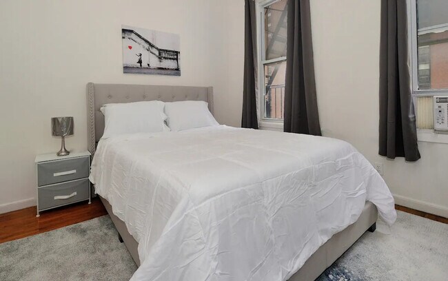 Foto del edificio - 1762 2nd Ave