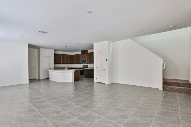 Building Photo - 3464 Covilha Ln