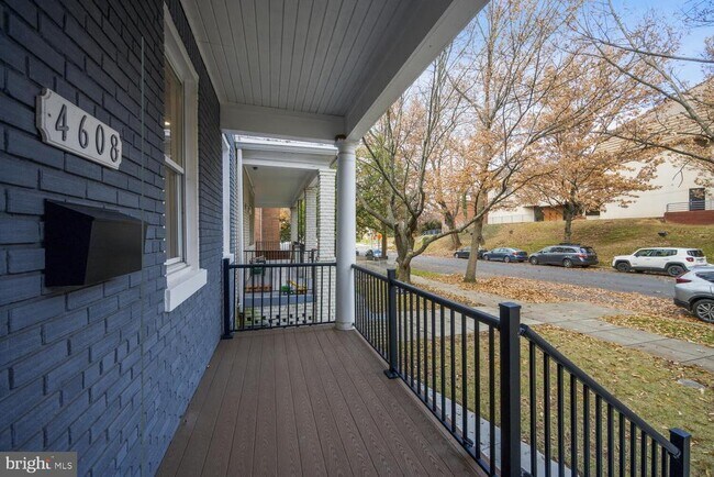 Foto del edificio - 4608 Iowa Ave NW